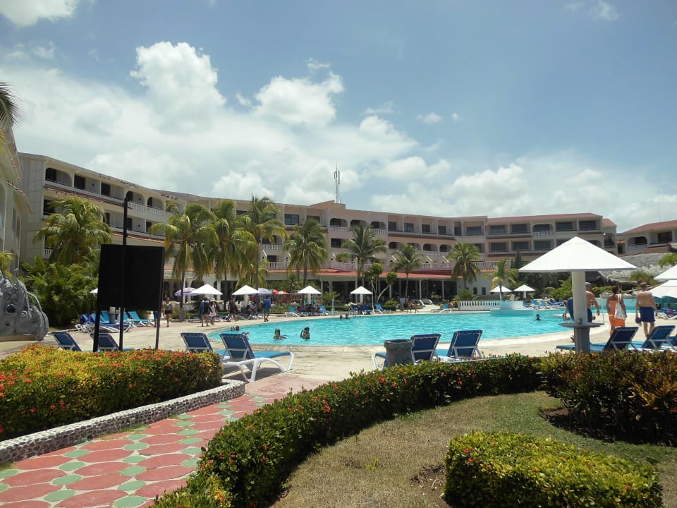 Pool Sol Rio De Luna y Mares