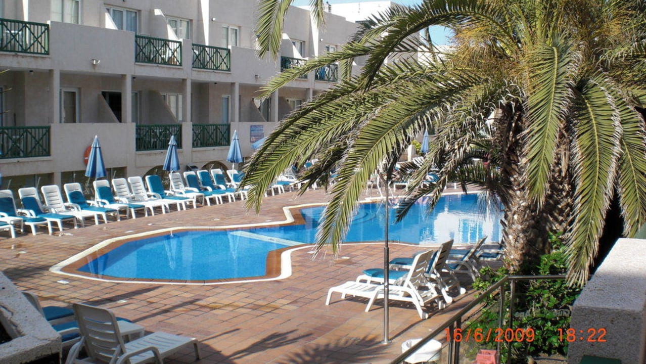 Pool, Blick vom Balkon Dunas Club - Hotel & Apartamentos