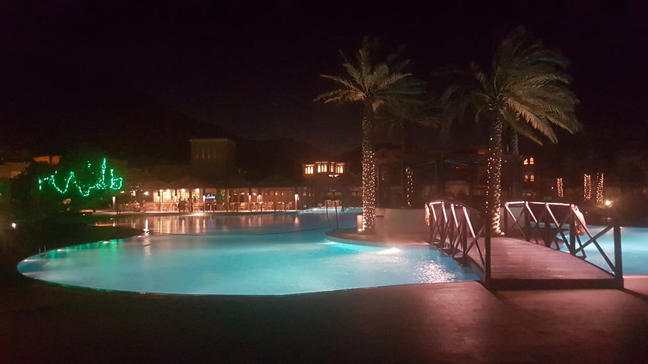 Pool Miramar Al Aqah Beach Resort