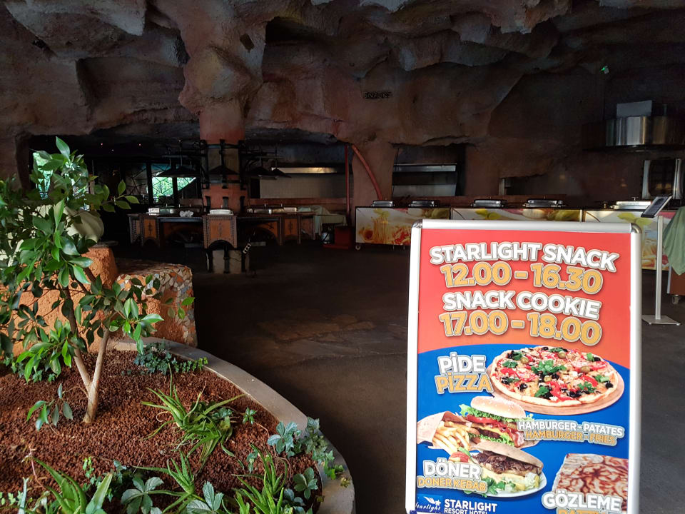 Gastro Starlight Resort Hotel