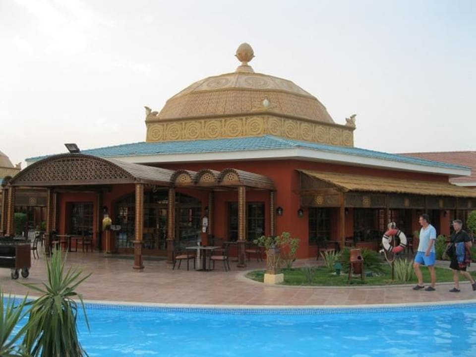 Restaurant von außen Pickalbatros Jungle Aqua Park Resort - Neverland Hurghada