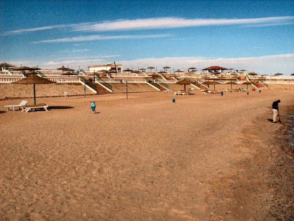 Strand Hotel Nefertari Beach Resort