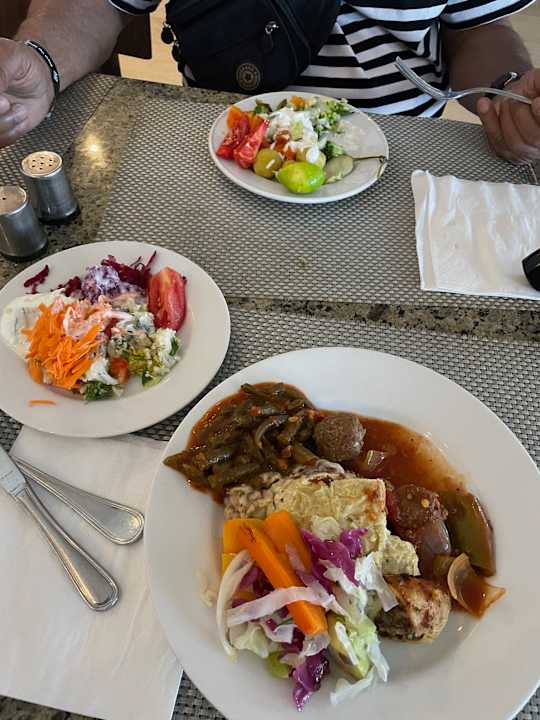 Gastro Royal Star Beach Resort