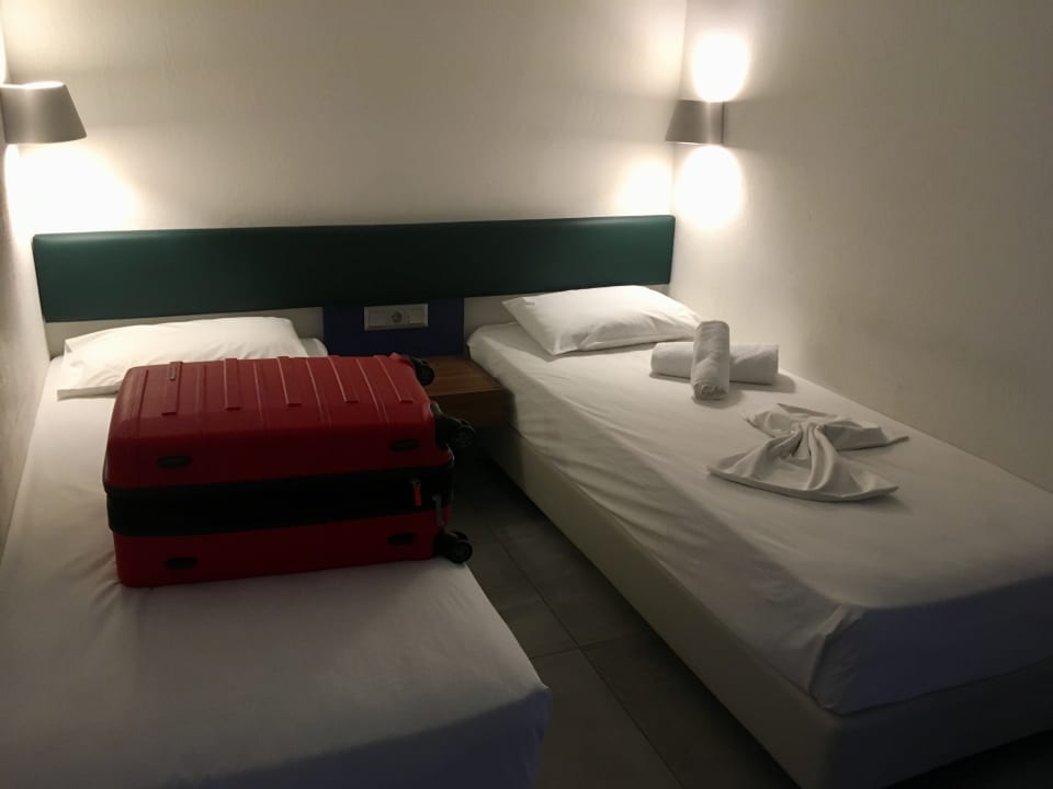 Zimmer Akrathos Beach Hotel