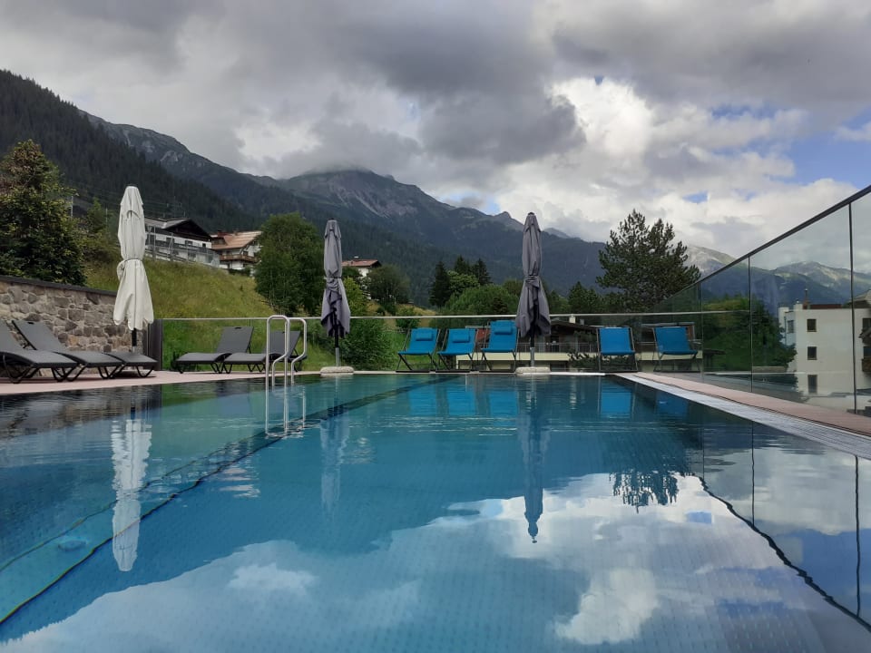 Pool Hotel Schwarzer Adler