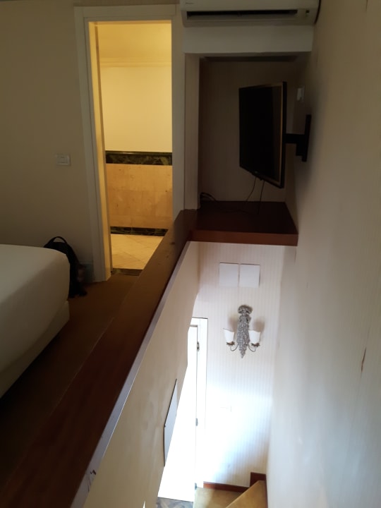 Zimmer NH Firenze Anglo American