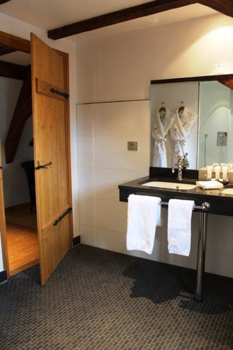 Zimmer 22 Bad Hotel Le Bouclier d'Or