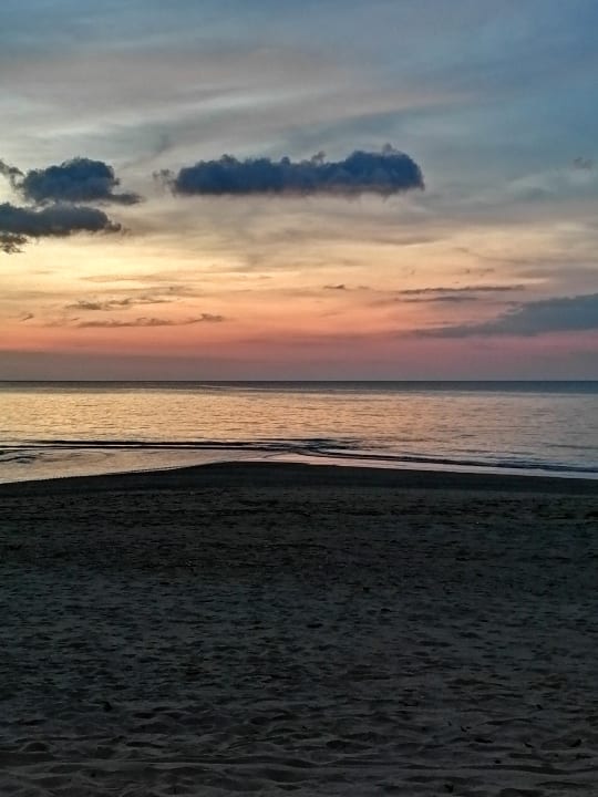 Strand TUI BLUE Mai Khao Lak