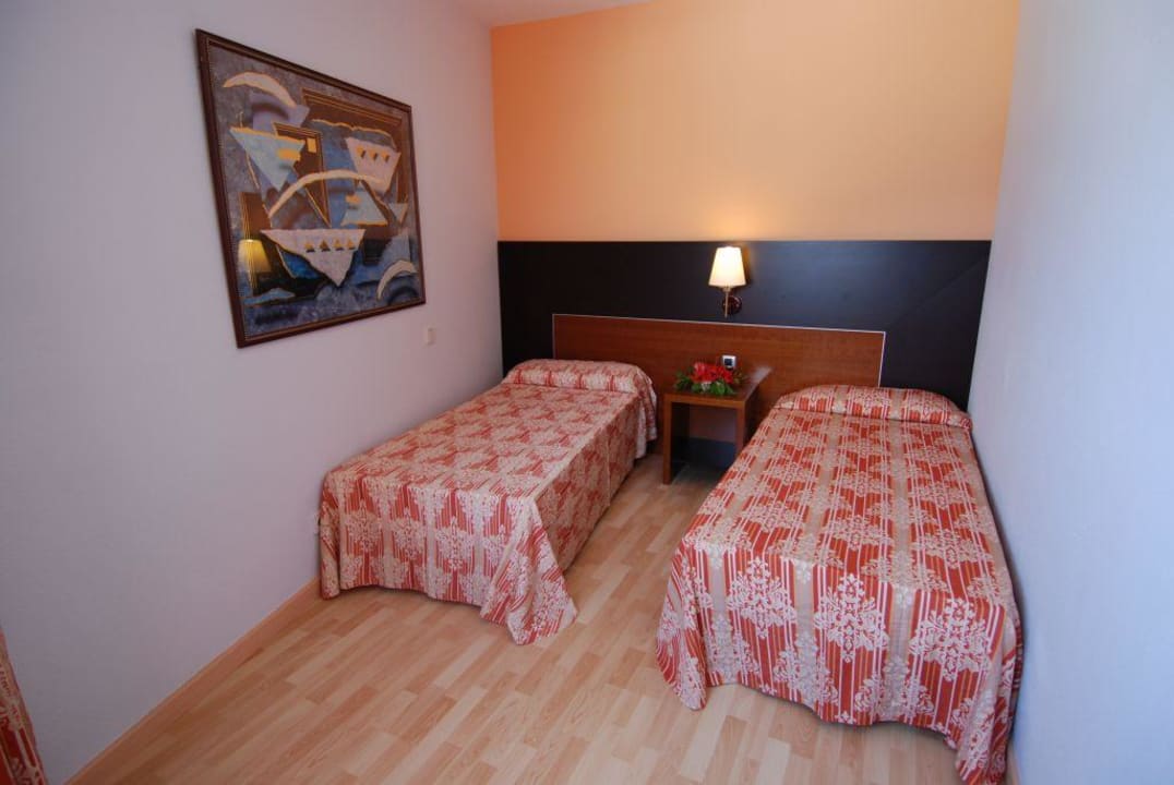 Extra en habitación familiar LABRANDA Golden Beach