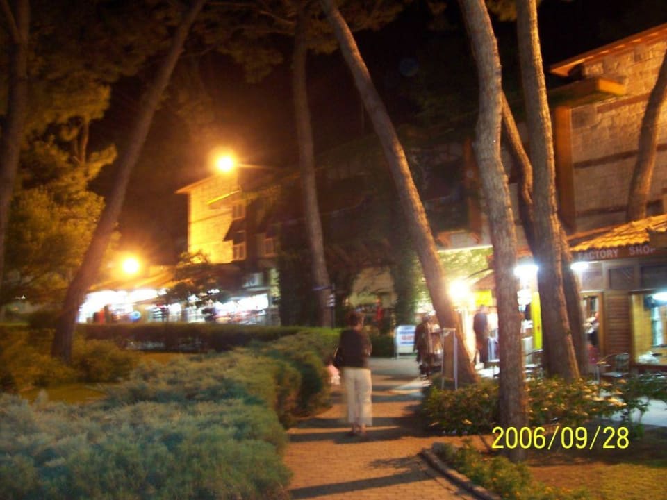 Gartenanlage am Abend Ulusoy Kemer Holiday Club