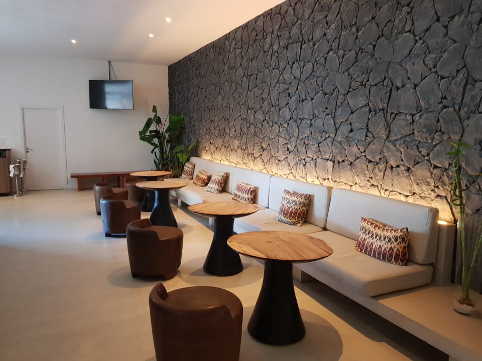 Lobby Dreams Jardín Tropical