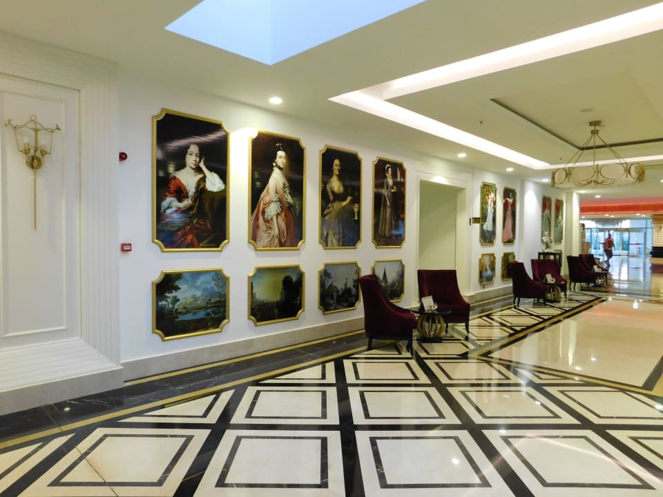 Lobby Mary Hotel Side