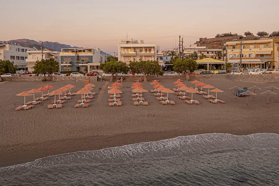 Strand Hotel Pal Beach