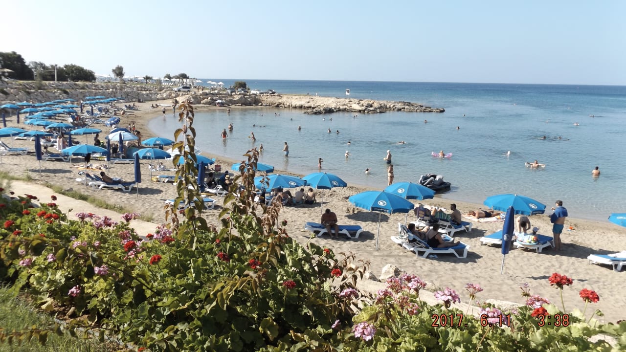 Strand Crystal Springs Beach Hotel