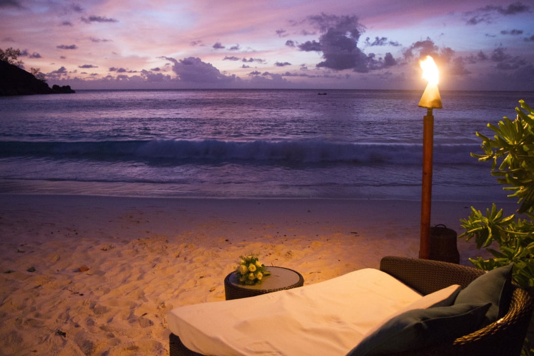 Dinner am Strand Four Seasons Resort Seychelles