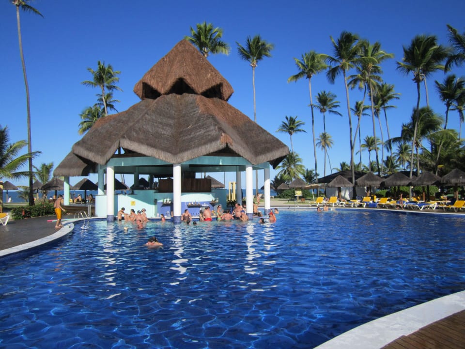 Pool-Bar Iberostar Waves Bahia