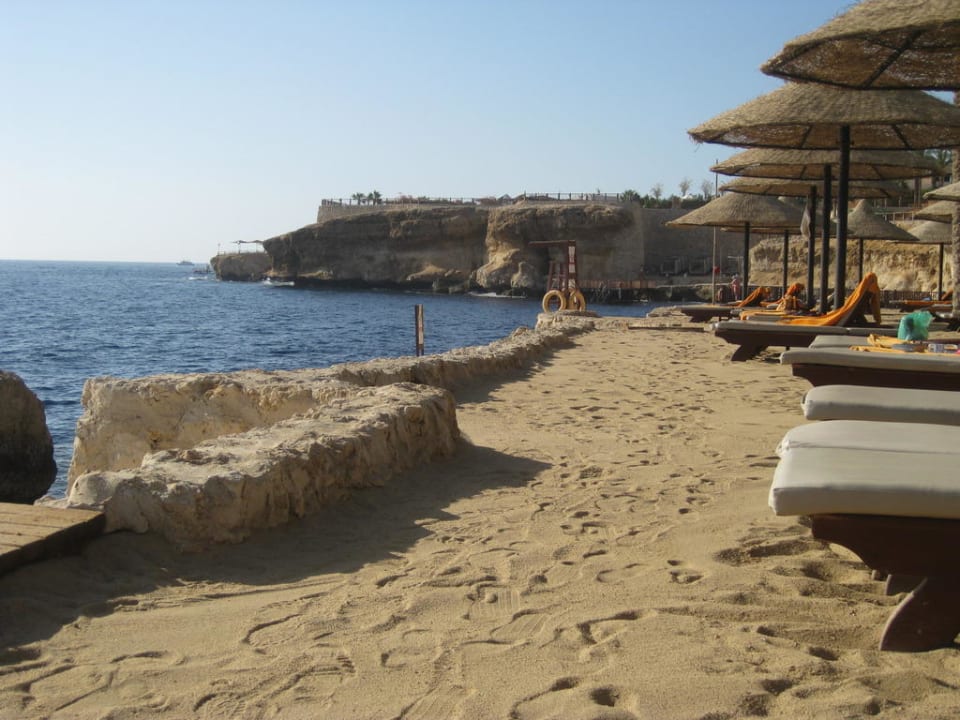 Der Strand mit Riff The Grand Hotel Sharm El Sheikh