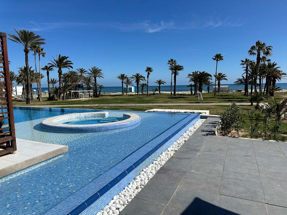 Pool Hotel JAZ Tour Khalef