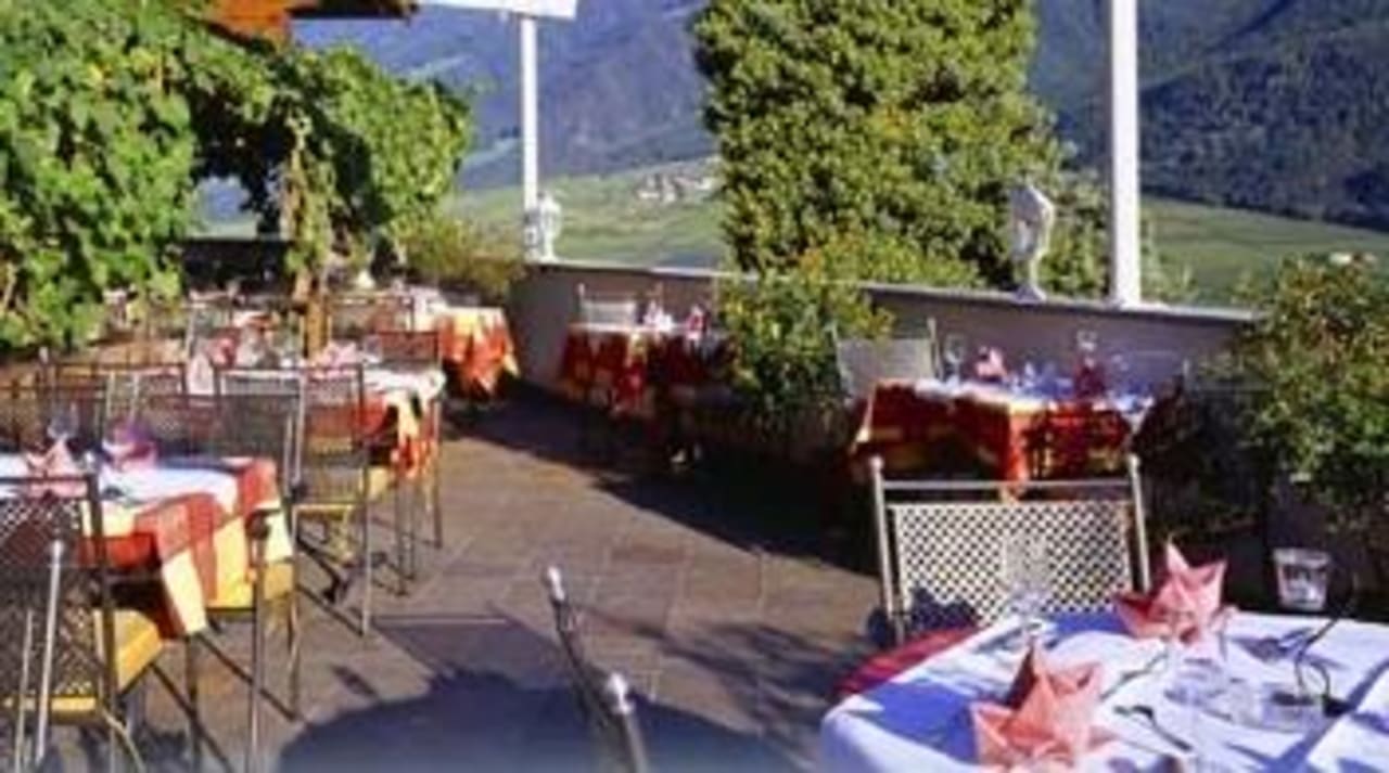 Ausschnitt Terrasse Panoramahotel Himmelreich