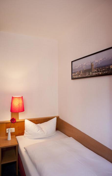 Einzelzimmer Smart Stay Hotel Schweiz