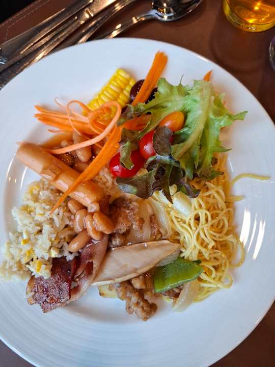 Gastro Laluna Hotel & Resort