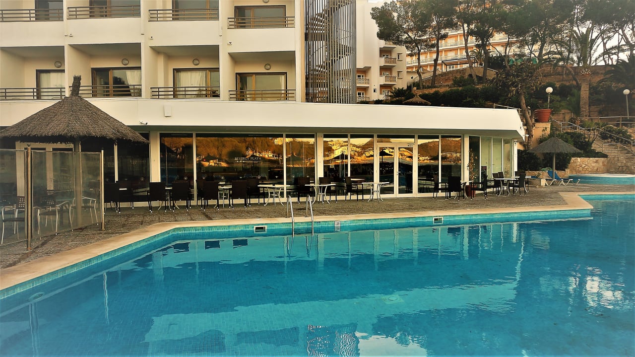 Pool Hotel Vibra Beverly Playa