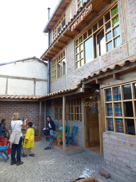 Kleiner Innenhof Hostal Inti Sisa