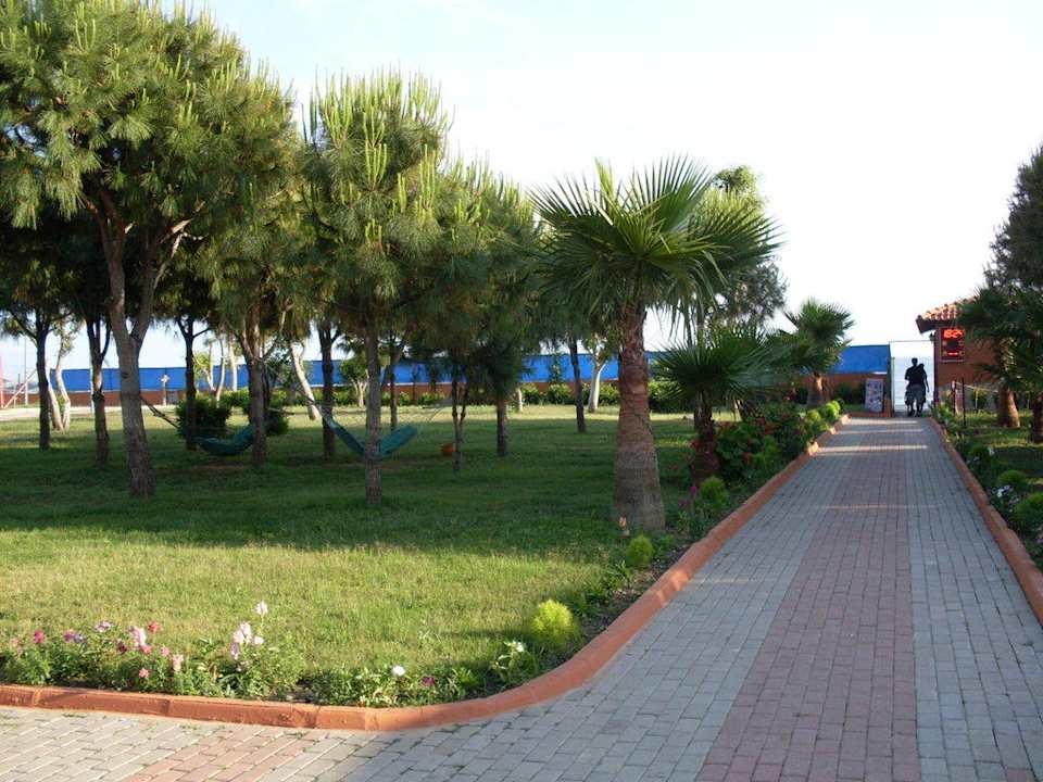 Gartenanlage Club Turtas Beach Hotel