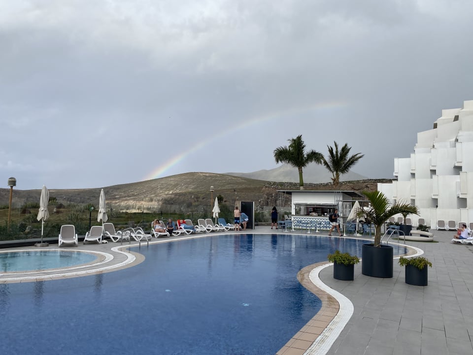 Pool Occidental Roca Negra