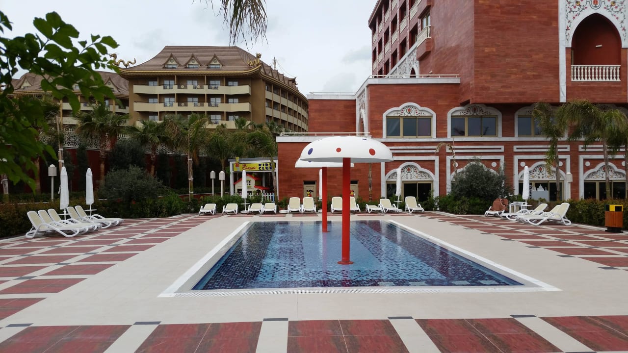 Kinderpool Royal Taj Mahal Hotel