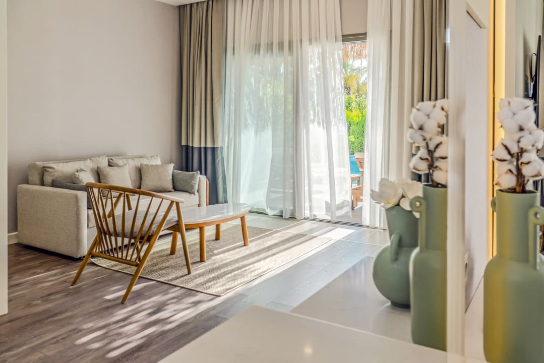 Zimmer Royal Wings Hotel