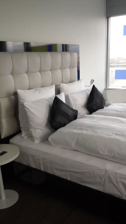 Zimmer mit Blick! INNSiDE by Meliá Düsseldorf Hafen