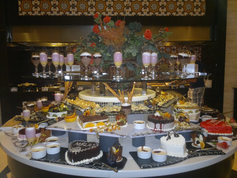 Десерты Melas Lara Hotel
