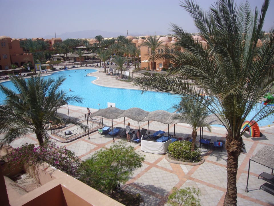 Hotelpool Jaz Makadi Oasis Resort