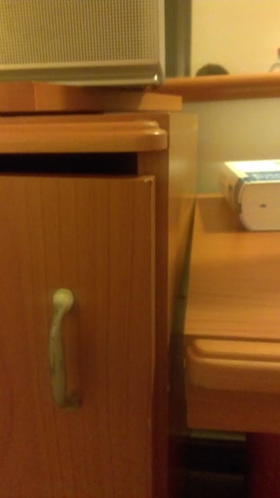 Schrank Minibar Hotel El Mouradi Port El Kantaoui