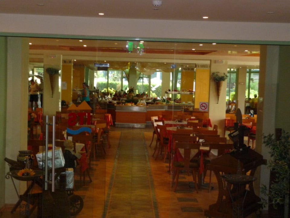 Eingangsbereich vom Restaurant Rodopi DAS Club Hotel Sunny Beach