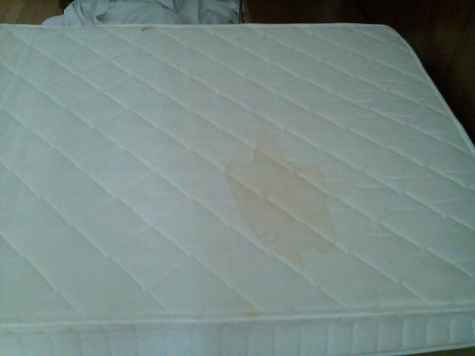 Eklige Matratze Hotel Glarus