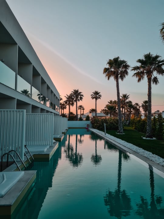 Pool White Dreams Resort & Anex