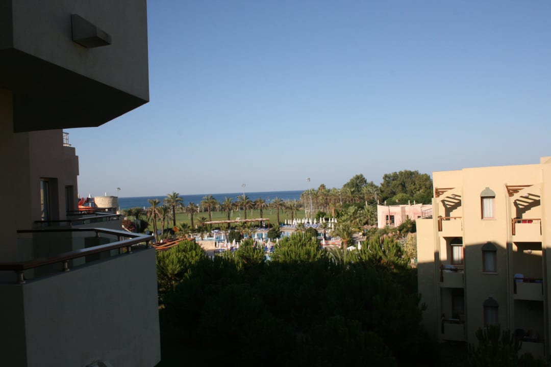 Blick vom schönen Zimmer Blue Waters Club