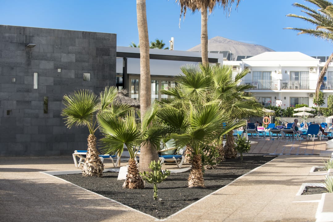 Außenansicht Hotel Floresta