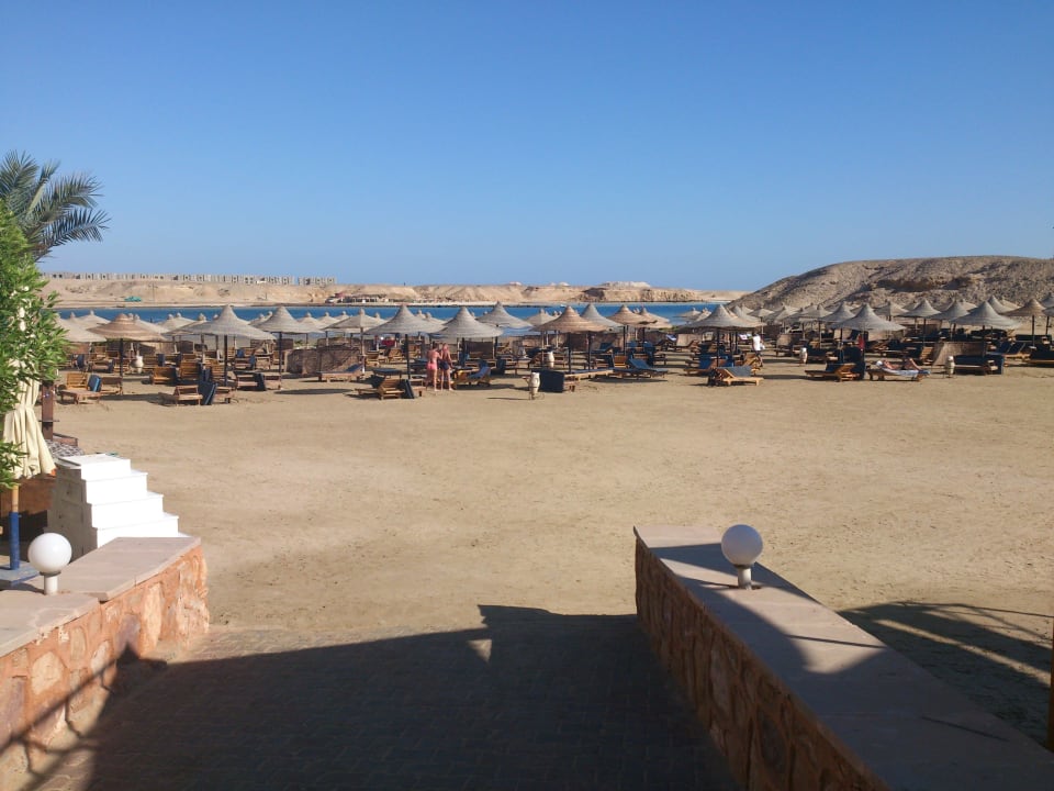 Zejście na plażę SUNRISE Cardina Resort