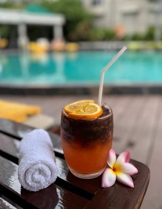 Pool Conrad Bangkok