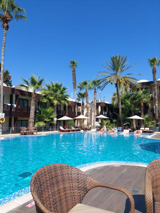 Pool Hotel Paradis Palace