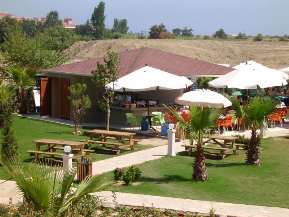 Poolbar Hane Family Resort