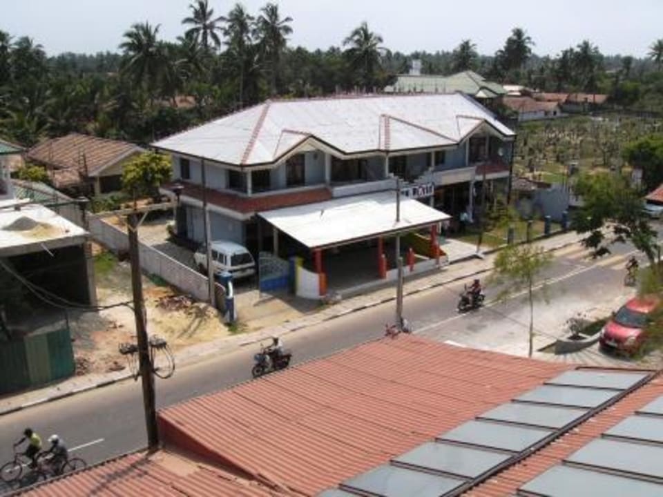 Vom Dach aus Hotel Jetwing Sea