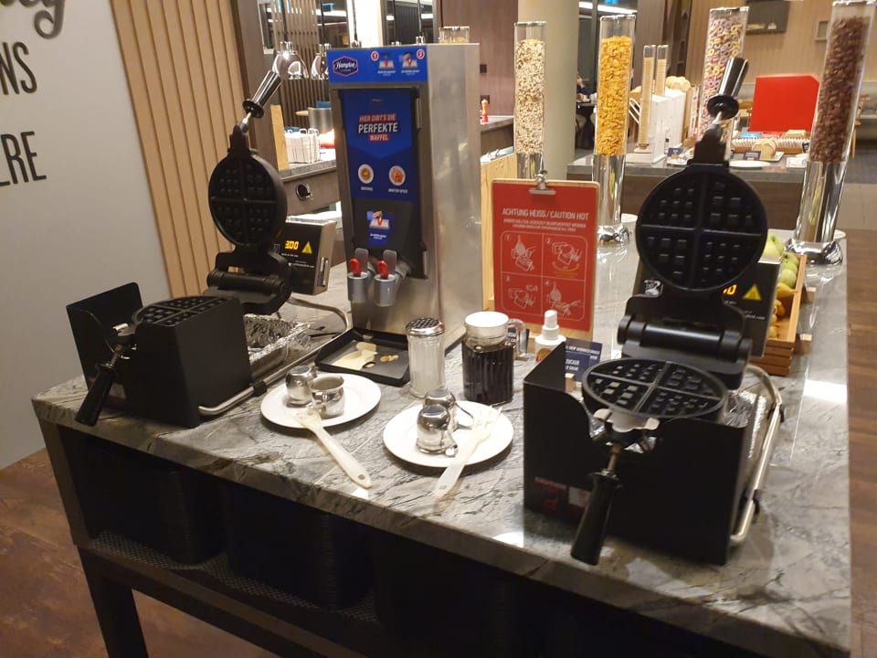 Gastro Hampton by Hilton Berlin City West