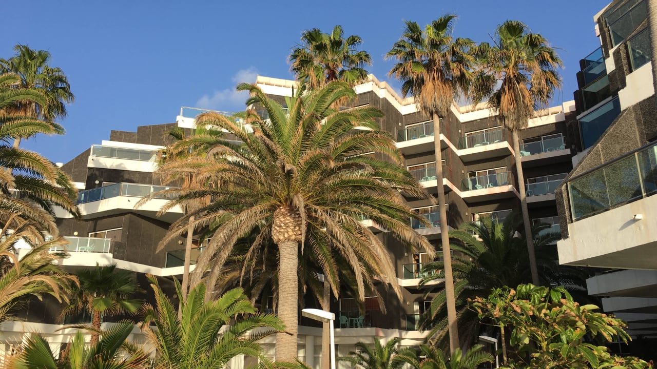 Blick auf die Meerblickzimmer Melia La Palma Hotel