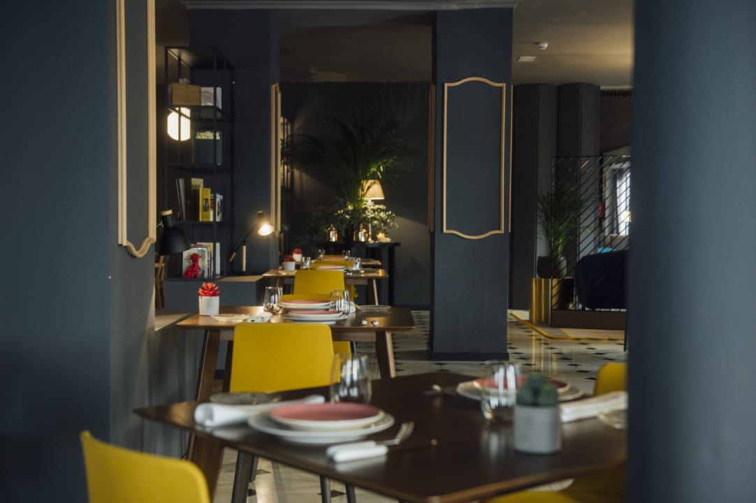 Restaurant One Shot Palacio Reina Victoria 04