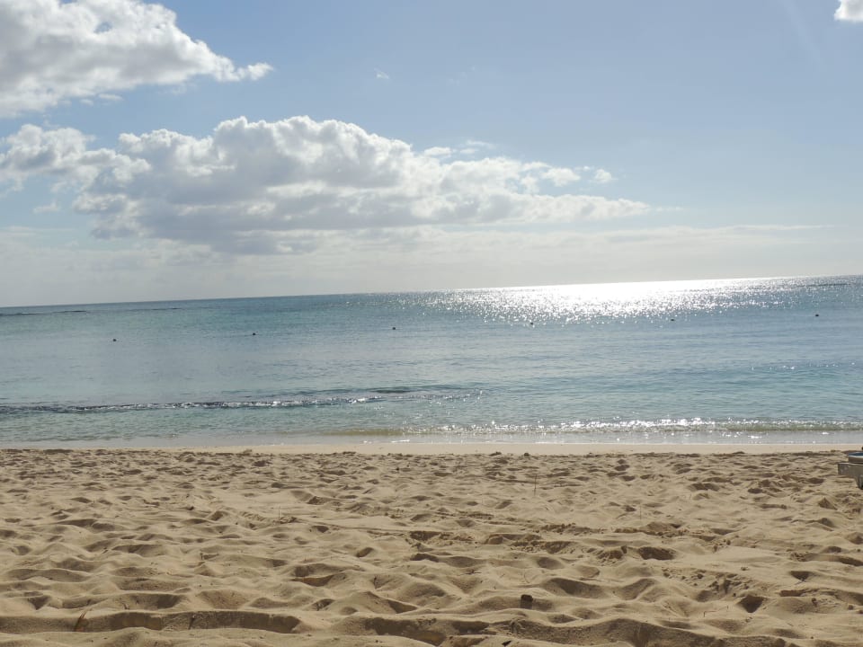 Strand Victoria Beachcomber Resort & Spa