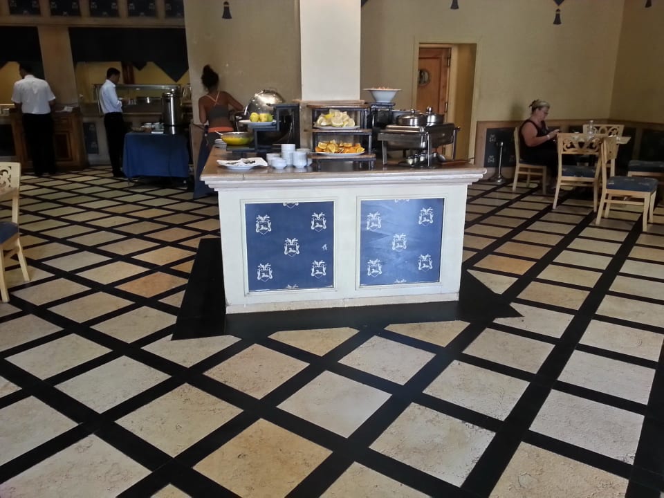 Frühstücksbuffet: Müsli und Obst Grand Makadi